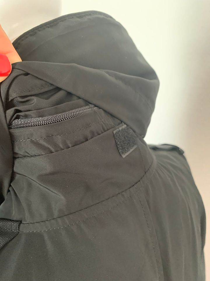 Trenchcoat Jacke Damen schwarz neuwertig Gr 40 in Kerpen