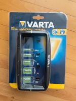 VARTA Universal Charger / Batterieladegerät *NEU* Berlin - Wilmersdorf Vorschau