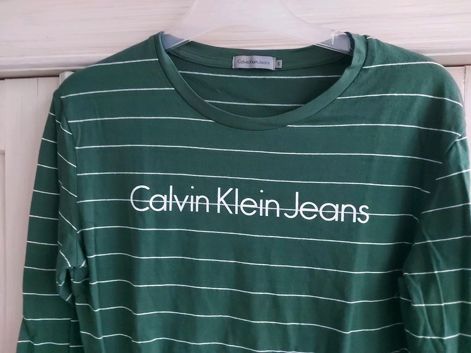 Calvin Klein Langarmshirt Gr. S neuwertig in Bad Salzuflen