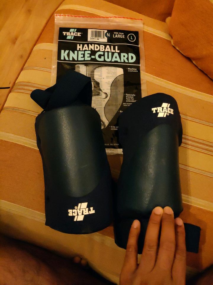 Volleyball knee guard in München