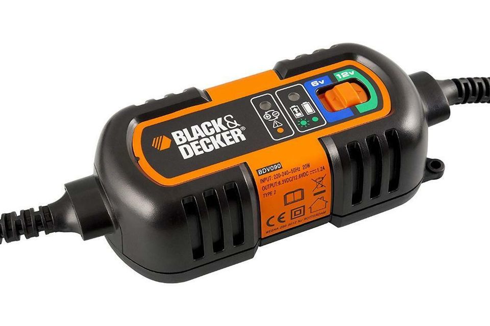 Black & Decker Erhaltungslader 6/12V  Automatik Ladegerät Auto !! in Recklinghausen