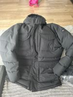 Tommy Hilfiger Rockie-Parker mit Kaputze Winterjacke Nordrhein-Westfalen - Xanten Vorschau