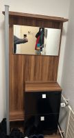 Sehr schöne Garderobe mit Spiegel und Schuhfach in Nussbaum Essen - Essen-Ruhrhalbinsel Vorschau