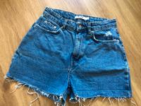 NA-KD ♥️ Kurze Jeanshose / Jeansshorts * Gr. 36 Sachsen - Meißen Vorschau