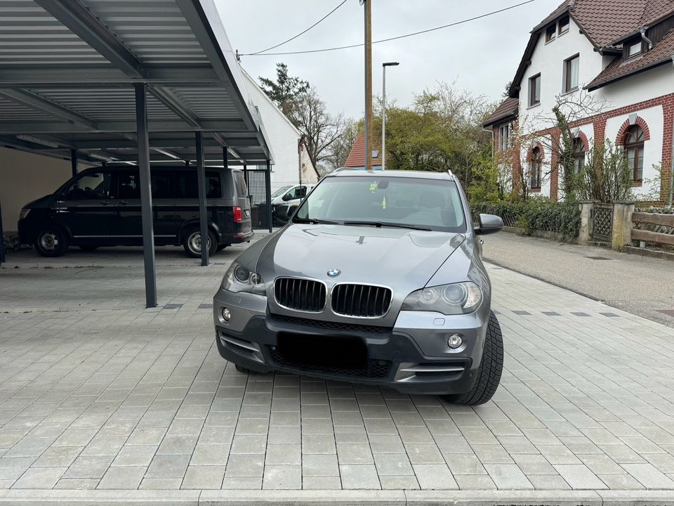 BMW X5 E70 3,0LD Automatik//DPF Neu// AHK//7 Sitzer in Weinstadt
