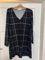 Mango Kleid Schwarz Kariert, Gr. 40 Niedersachsen - Edewecht Vorschau