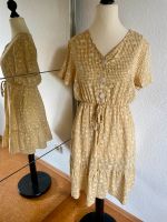 Gelbes Blümchen Kleid mit Knöpfen am Dekolleté Baden-Württemberg - Lichtenau Vorschau
