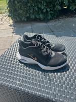 Nike air max  Tennis Schuhe 2 x getragen Gr.39 Bayern - Roßtal Vorschau