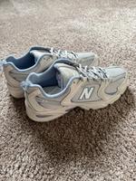 New Balance Sneaker Blau/Grau Größe 41 1/2 Neu mit Karton Brandenburg - Stahnsdorf Vorschau