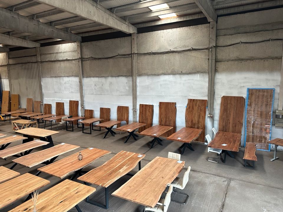 NEUE Esstisch Massiv Baumkantentisch Wildeiche Geölt Tisch Holz ab 65cm in Hamburg