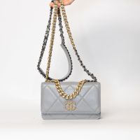 Chanel 19 Wallet on Chain Tasche Grau Leder Frankfurt am Main - Altstadt Vorschau