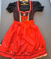 Trachtendirndl schwarz mit roter Schürze Hessen - Großenlüder Vorschau