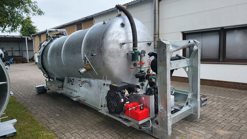 Bentonit Absaugtank z.B.10m³ + 1m³ Wassertank auf Abrollcontainer in Großefehn