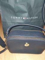 Tommy Hilfiger Tasche inkl Versand Nordrhein-Westfalen - Krefeld Vorschau