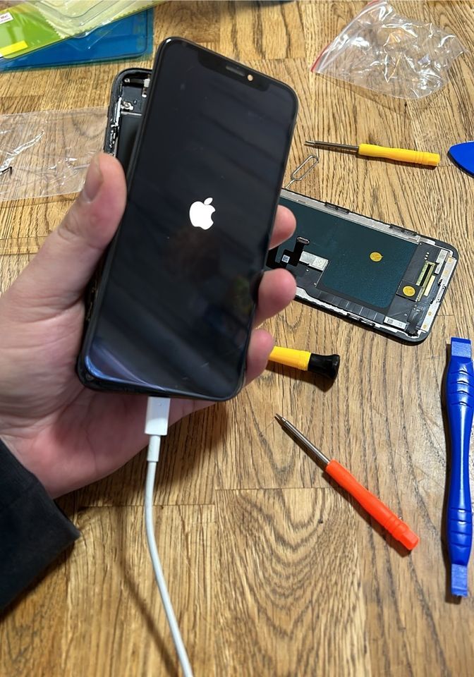 Smartphone Display Reparatur in Lübeck