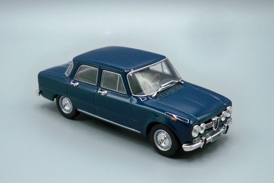 ALFA ROMEO GIULIA Ti - NOREV - 1:43 - MODELLAUTO - NEU in Freilassing