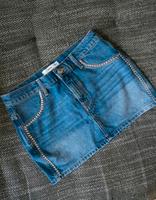 Jeansrock mit Nieten Gr. S neu Sachsen - Delitzsch Vorschau
