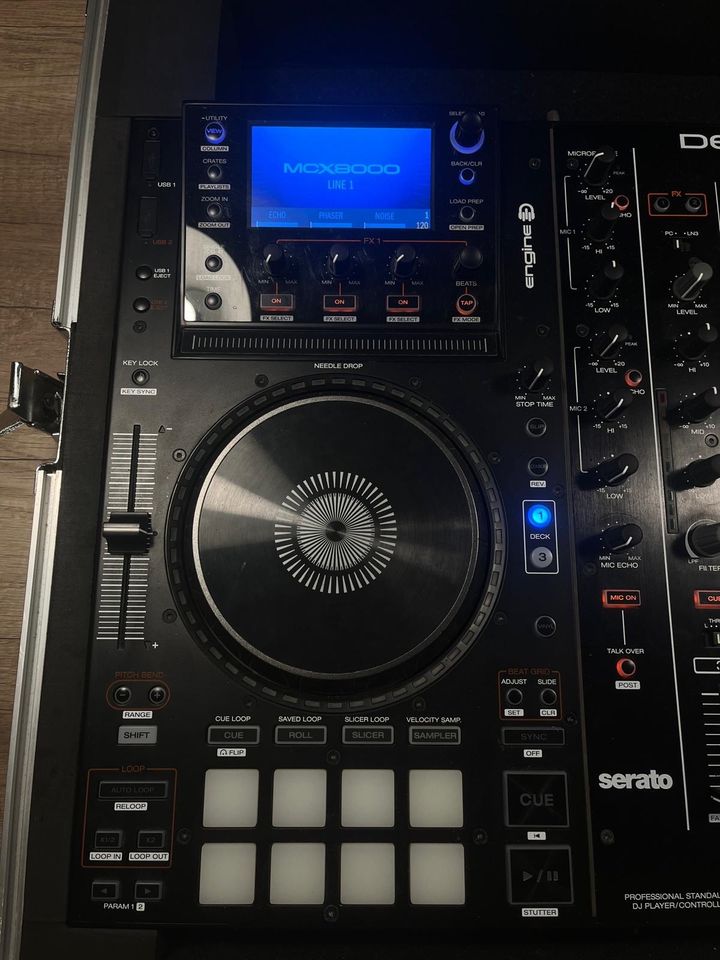 Denon MCX8000 Standalone DJ Controller in Emden