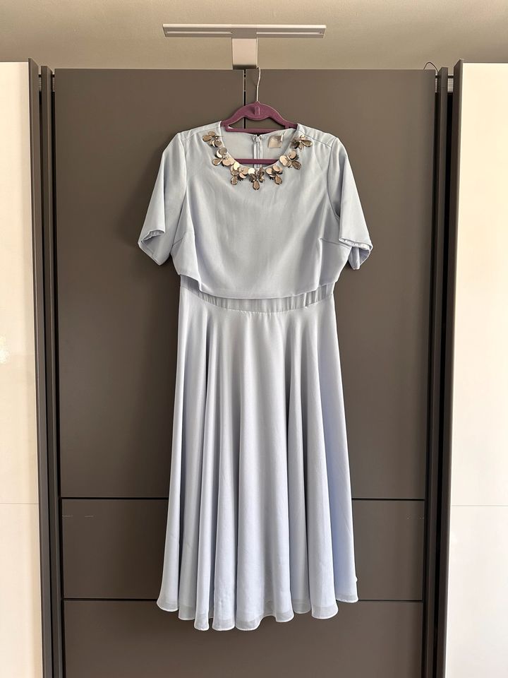 Midi fliederfarbenes Kleid ASOS 44 *wie neu* in Porta Westfalica