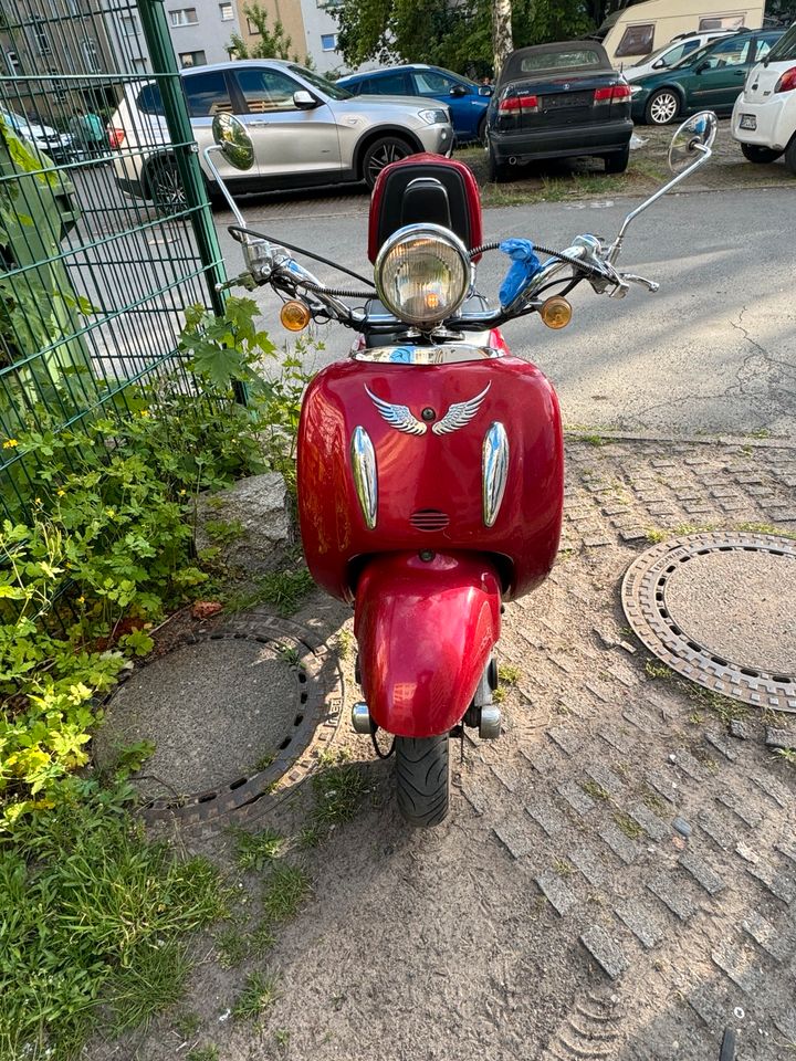 Retro Motorroller in Berlin