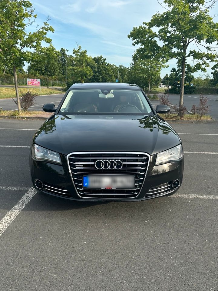 Audi A8 D4 4.2 FSI in Oranienburg