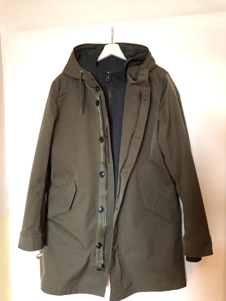 Boss Orange Parka 50 XL in Markt Erlbach