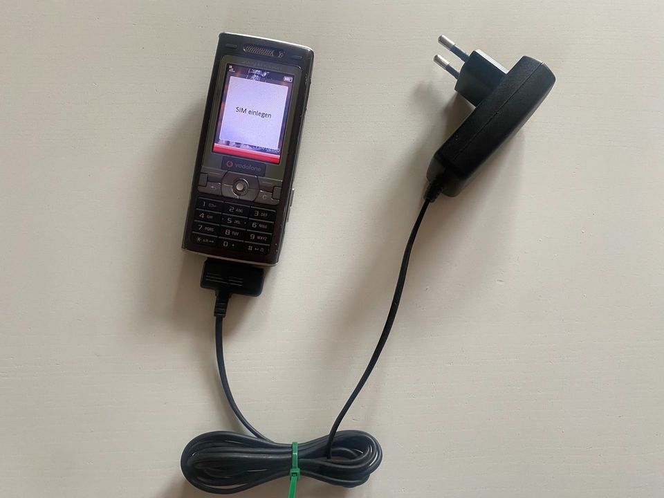 Sony Ericsson Cyber-Shot K800i Retro Handy Telefon Memory Stick in Großhartmannsdorf