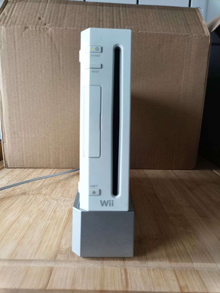 Nintendo Wii Weiß in Warstein