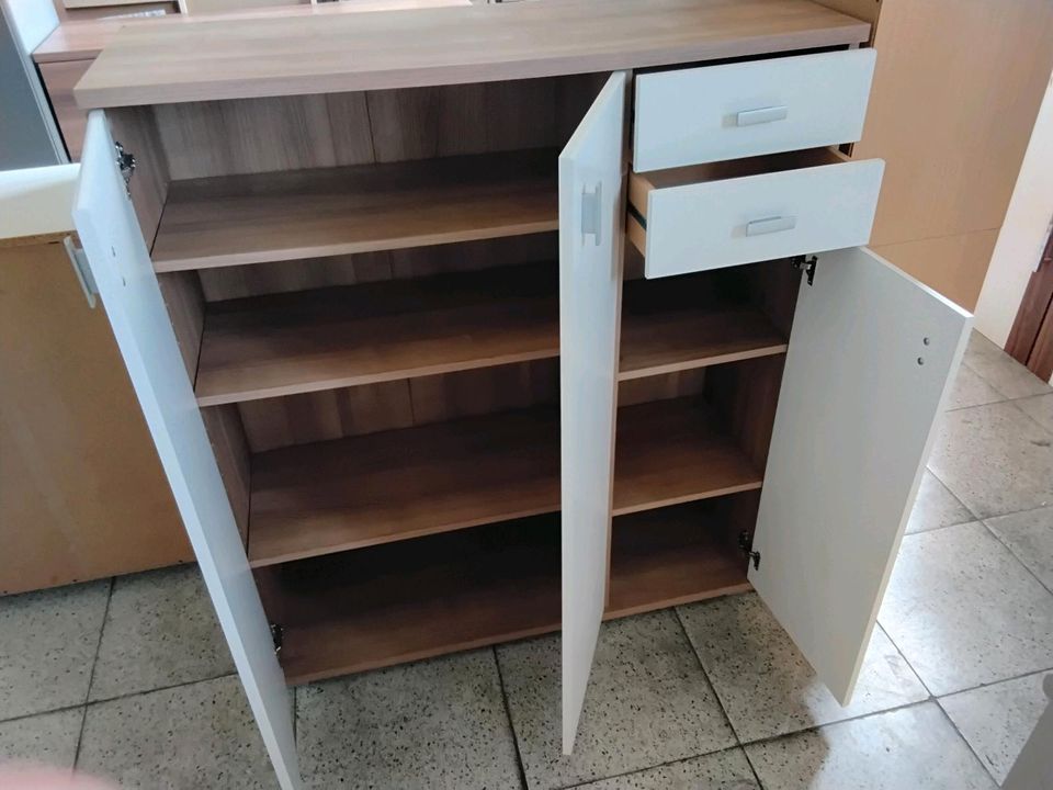 Kommode Schrank Regal in Pirna