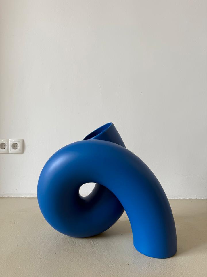 Motel a Miio x Ju Schnee Viparita Vase XL in Berlin Rummelsburg