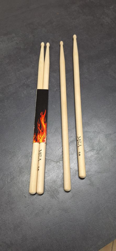 4 Stück Drumsticks 5A in Sulzbach-Rosenberg