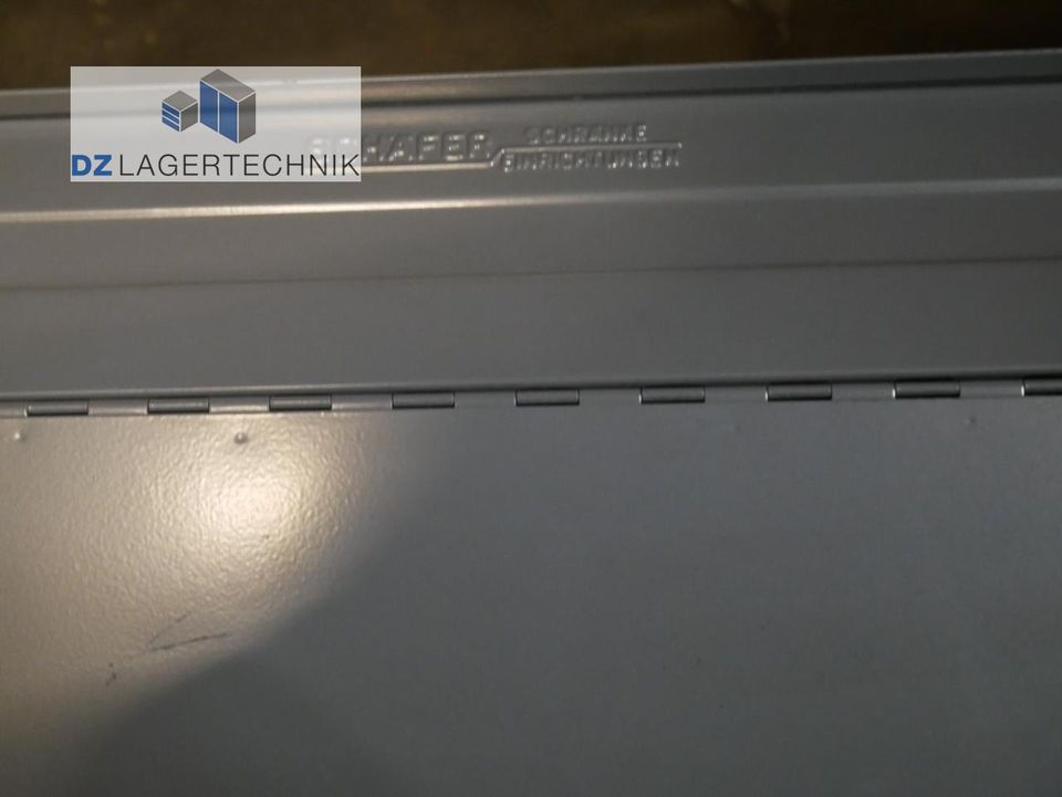 Schreib- Pultaufsatz mit Schrägablage für Werkzeugschränke in Burbach