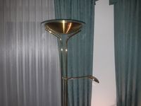 Stehlampe, Stehleuchte, Deckenfluter, Leselampe, goldfarbig, gebr Nordrhein-Westfalen - Warstein Vorschau