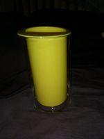 Sektkühler Weinkühler Flaschenkühler doppelwandig Kunststoff gelb Hessen - Aßlar Vorschau