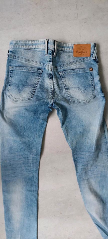 Jeans Hose von Pepe Neu in Salzgitter