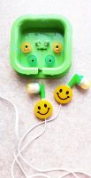 Bershka Kopfhörer Ohrhörer In Ear Smiley originell verpackt NEU Berlin - Reinickendorf Vorschau