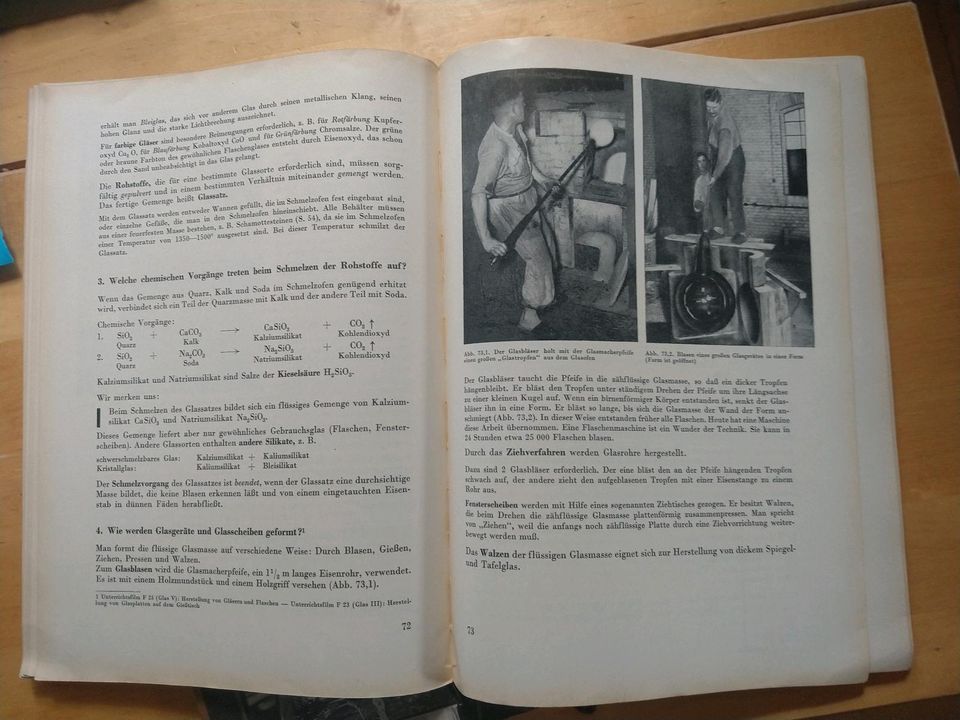 2 Schulbücher von 1956: Chemie / Physik für Mädchen in Köln