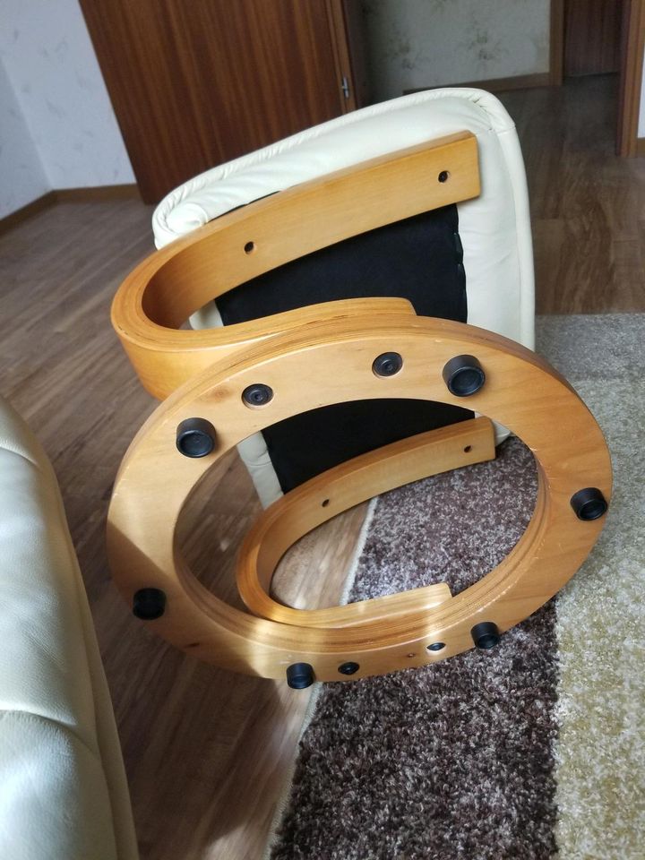 Stressless Sessel mit Fußhocker in Kelkheim