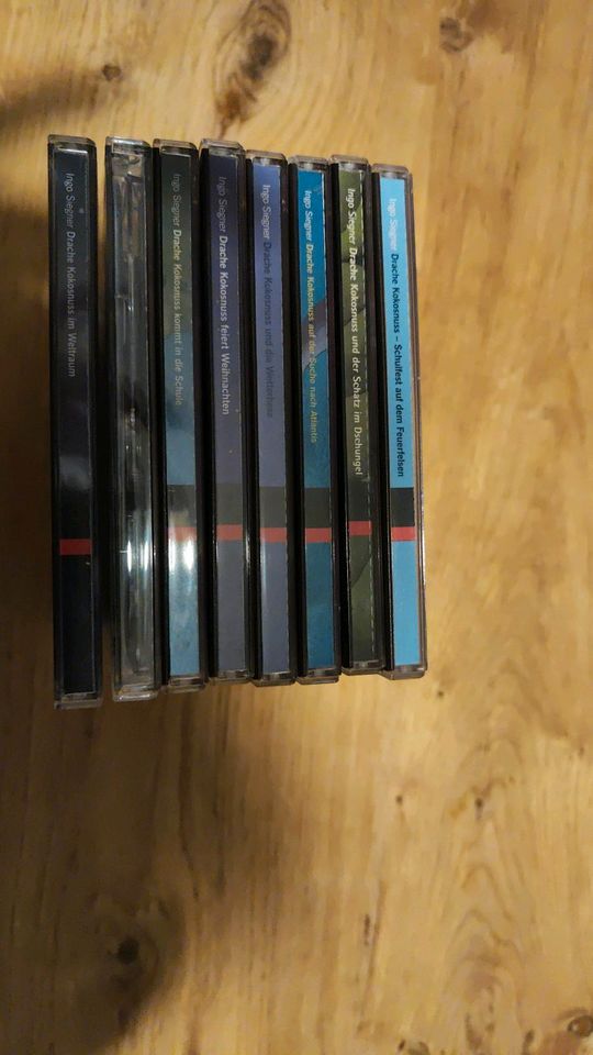 CDs Drache Kokosnuss Sammlung in Allensbach