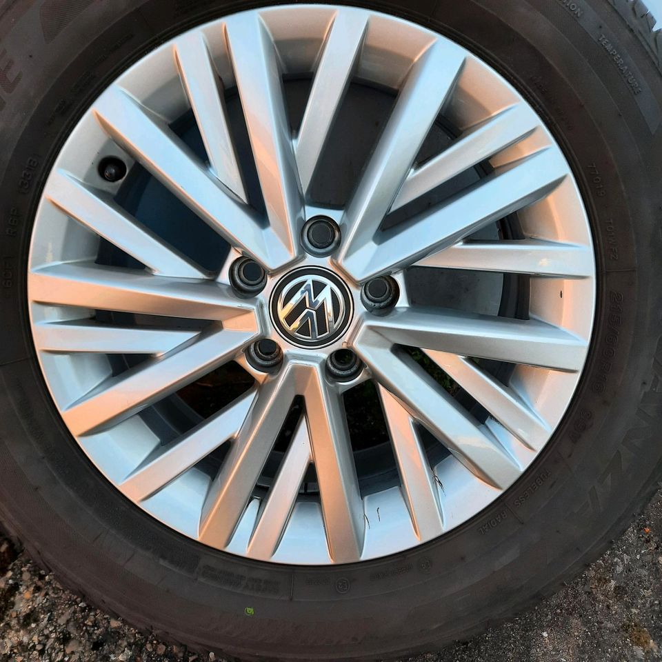 VW TRoc Alufelgen 16 Zoll 6,5×16. Reifen 215/60 R 16 in Gochsheim