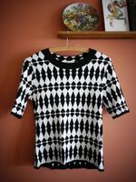 weiches Woll-Shirt von Vanilia Amsterdam, schwarz-weiß gemustert Hessen - Hanau Vorschau