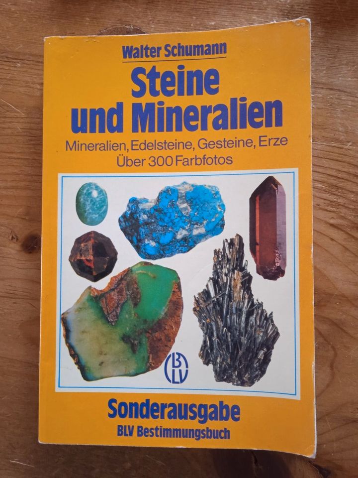Mineralien Gesteine Nachschlagewerke 5 Bücker Fossilien Edelstein in Großostheim