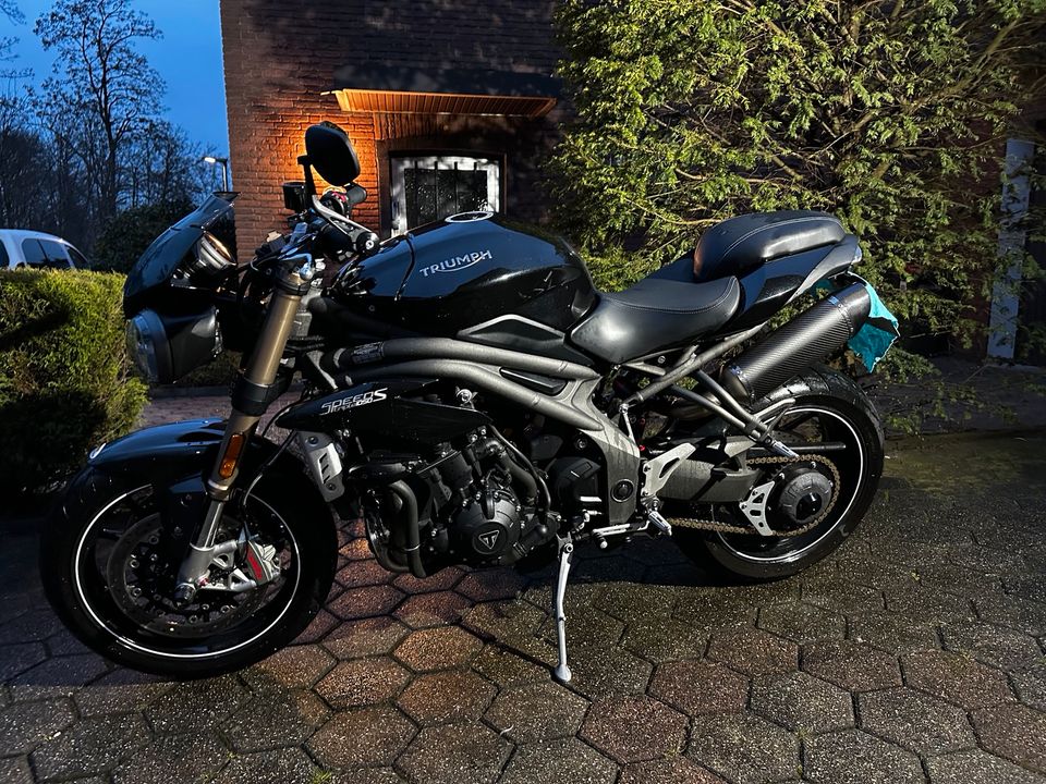 Triumph Speed Triple 1050S in Mülheim (Ruhr)