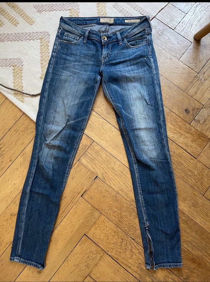 Guess Jeans Ankle Cut w25 Gr. 34 XS in Hamburg