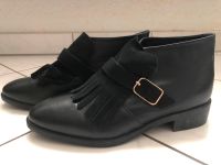 Inuovo Stiefeletten Boots Leder Tassle schwarz Halbschuhe preppy Brandenburg - Falkenberg/Elster Vorschau