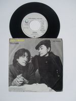 JOHN LENNON / YOKO ONO Woman / Beautiful Boys Single Vinyl 7" Nordfriesland - Niebüll Vorschau