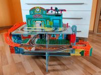 Kinder Spielzeug Holz Parkhaus + großes Eisenbahn Set Rheinland-Pfalz - Braunshorn Vorschau