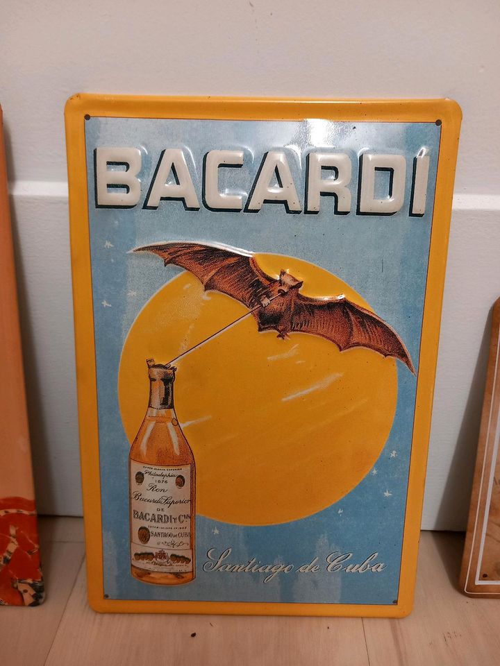 bacardi blechschild fledermaus in Leipzig