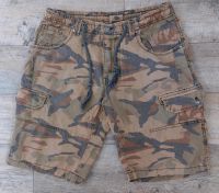 Braune kurze Hose Jeans Short Camouflage Tarn Gr. XL von Fishbone Sachsen - Lengenfeld Vogtland Vorschau