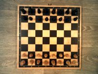 Schachbrettspiel aus Holz NEU Berlin - Rosenthal Vorschau